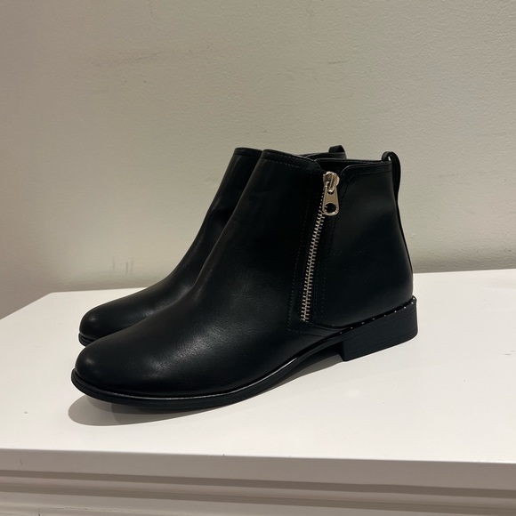 Call it Spring Booties - Picture 2 of 7